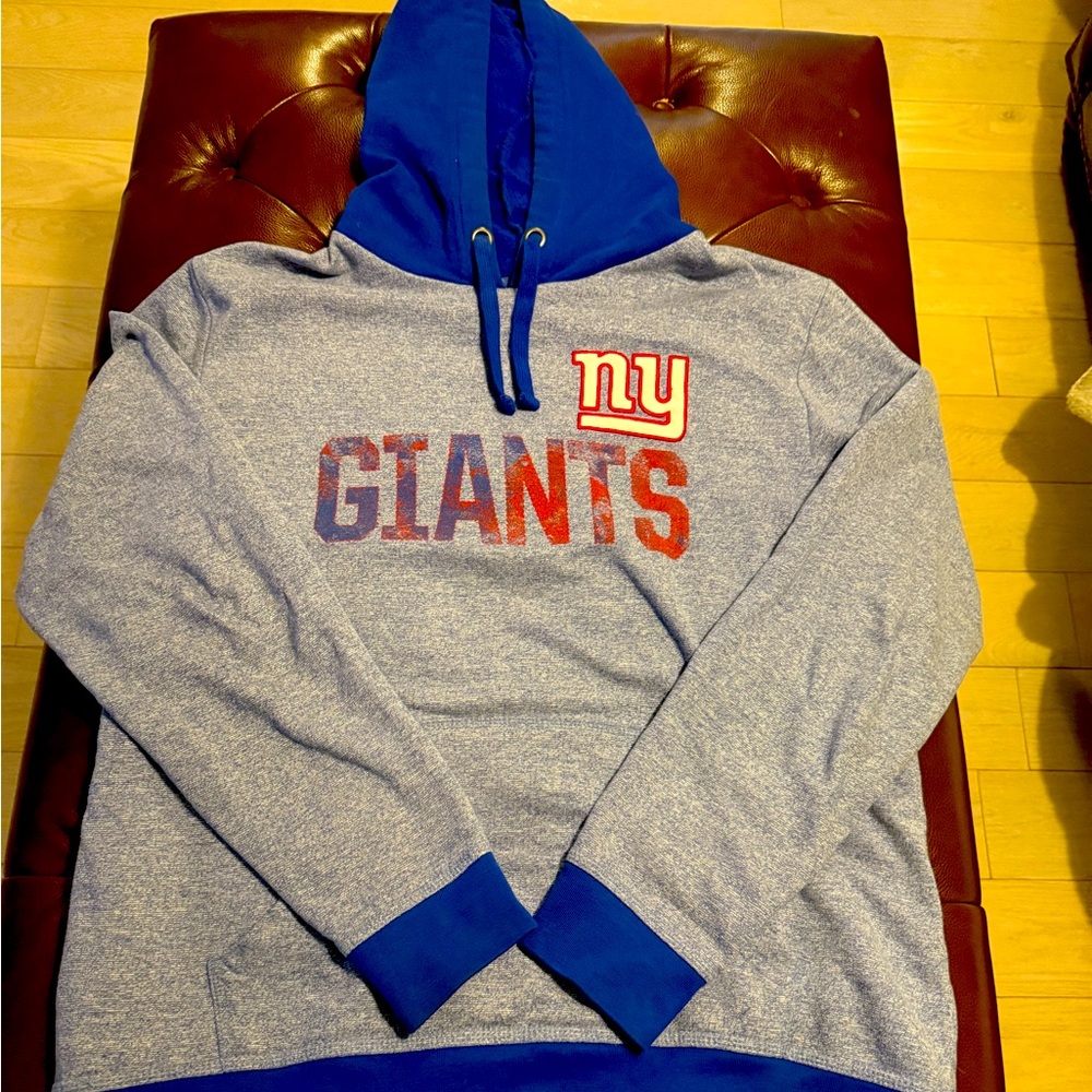 New York Giants hooded sweatshirt